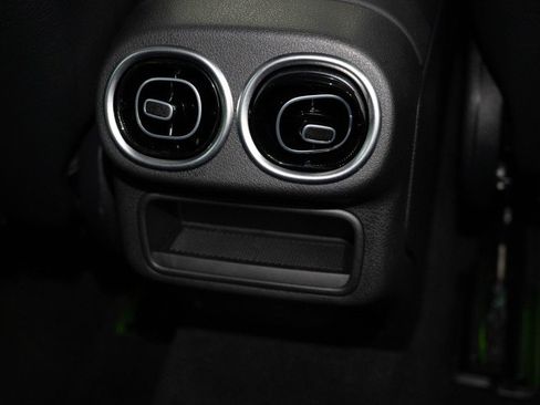 Certified 2026 Mercedes-Benz GLC 300 4MATIC image 19