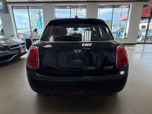 Used 2019 MINI Cooper 4-Door Hardtop FWD image 10