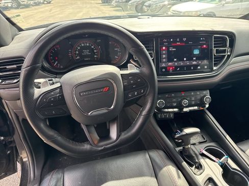 Used 2025 Dodge Durango GT AWD/4WD image 13