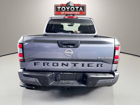Used 2023 Nissan Frontier SV w/ Technology Package AWD/4WD image 6