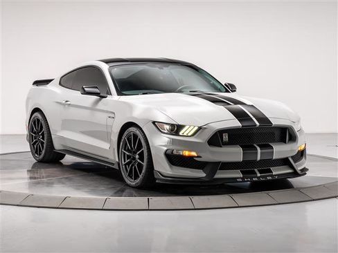 Used 2017 Ford Mustang Shelby GT350 image 7
