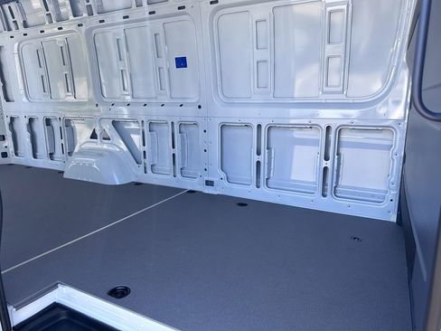 New 2025 Mercedes-Benz Sprinter 2500 image 26