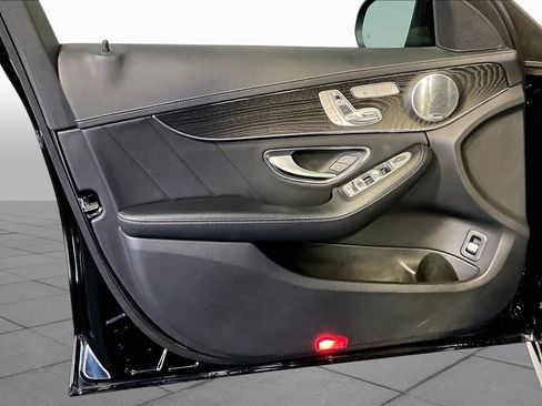 Used 2016 Mercedes-Benz C 300 4MATIC Sedan image 22