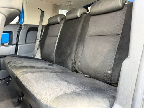 Used 2007 Toyota FJ Cruiser 4WD image 11