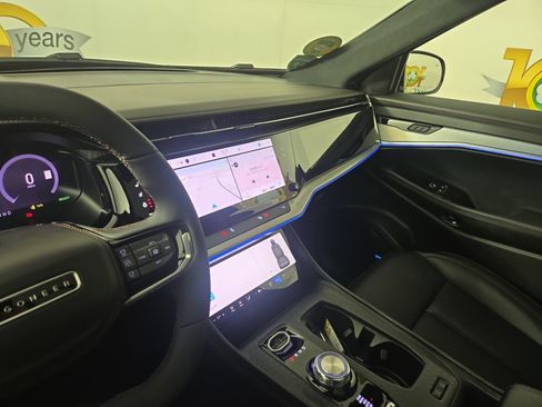 Used 2024 Jeep Wagoneer Launch Edition image 26