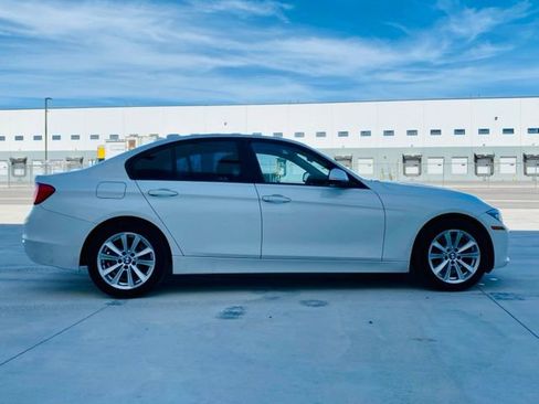 Used 2015 BMW 328i xDrive Sedan image 4