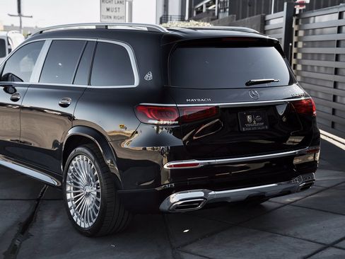 Used 2021 Mercedes-Benz Maybach GLS 600 Maybach GLS 600 image 10