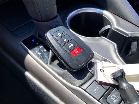 Used 2023 Toyota Camry LE FWD image 14