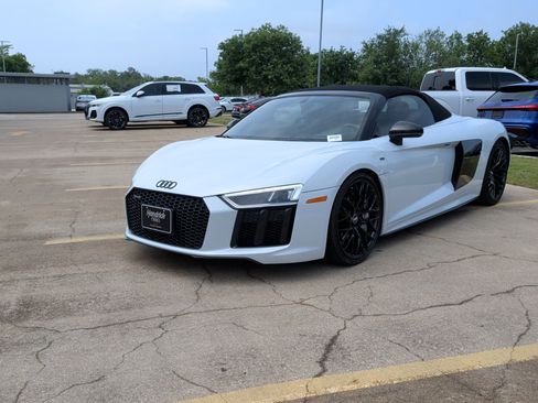 Used 2018 Audi R8 V10 plus AWD/4WD image 5
