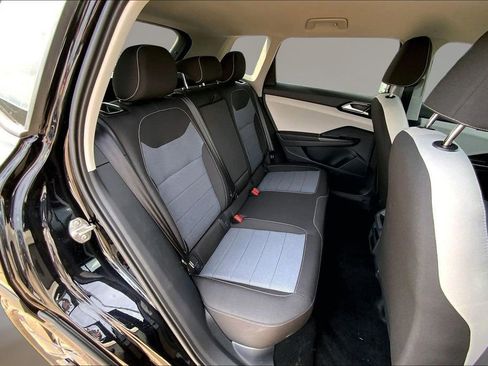 New 2026 Volkswagen Taos S FWD image 10