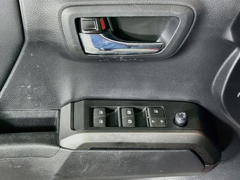 Used 2020 Toyota Tacoma TRD Sport RWD image 14