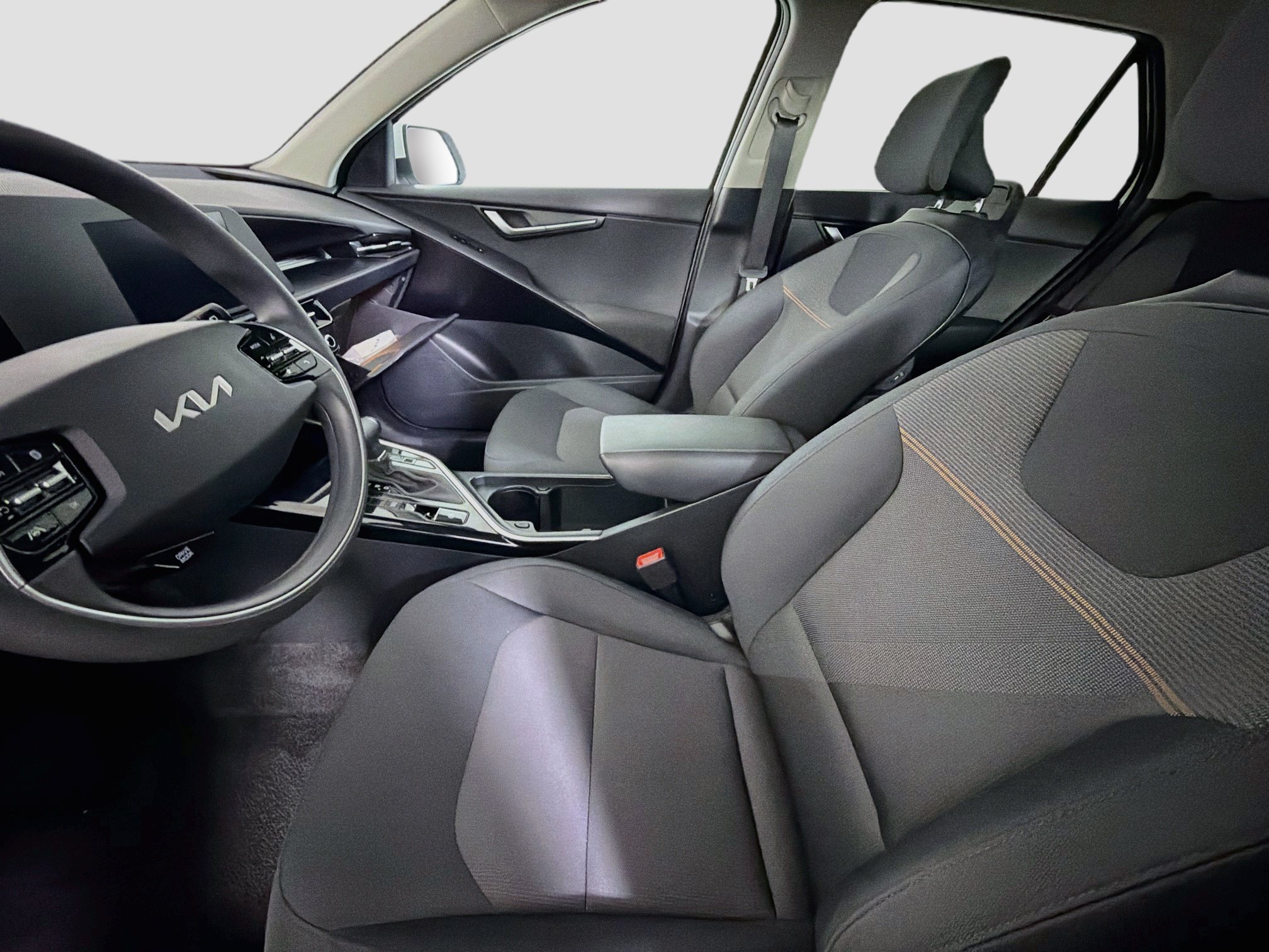 Used 2026 Kia Niro LX FWD image 13