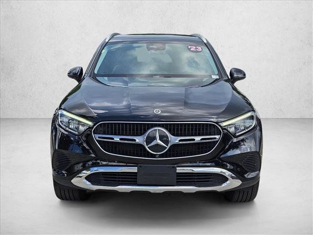Used 2023 Mercedes-Benz GLC 300 image 2