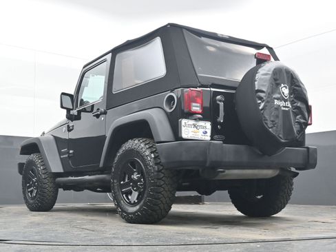Used 2014 Jeep Wrangler Sport image 23