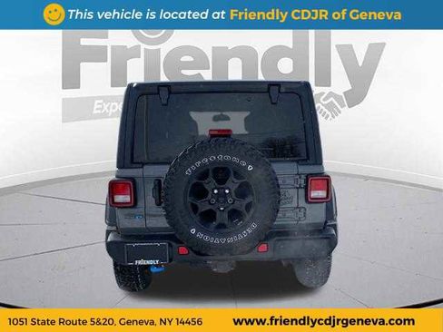 Used 2023 Jeep Wrangler Unlimited w/ Cold Weather Group image 6
