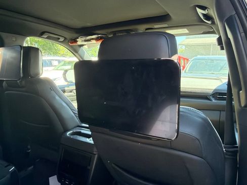 Used 2025 GMC Yukon AT4 Ultimate AWD/4WD image 7