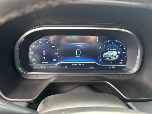 Used 2023 Chevrolet Suburban High Country w/ Premium Package 2 image 22