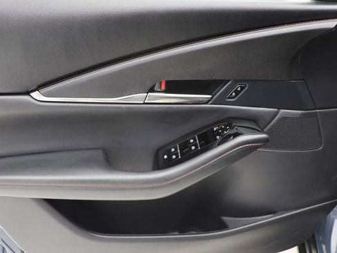 Used 2024 MAZDA CX-30 AWD 2.5 S w/ Preferred Package image 14