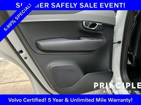 Certified 2025 Volvo XC90 B5 Core AWD/4WD image 32