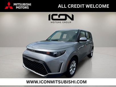 Used 2023 Kia Soul LX w/ Option Group 015