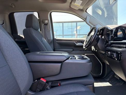 Used 2022 Chevrolet Silverado 1500 LT w/ Protection Package AWD/4WD image 10