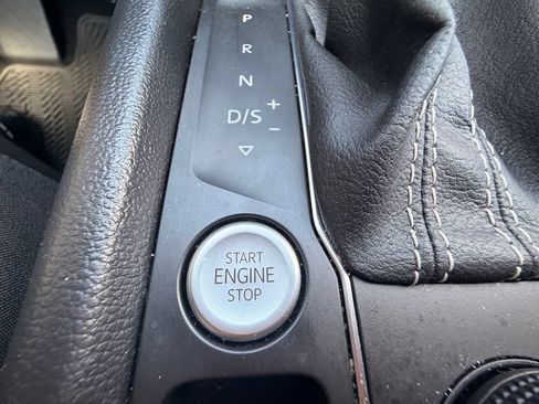 Used 2023 Volkswagen Atlas Cross Sport SEL AWD/4WD image 19