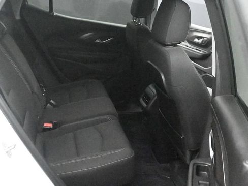 Used 2023 GMC Terrain SLE w/ Elevation Edition AWD/4WD image 12