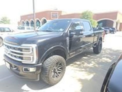 Used 2024 Ford F250 Platinum AWD/4WD image 1