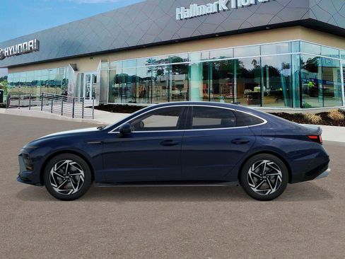 New 2026 Hyundai Sonata SEL FWD image 3