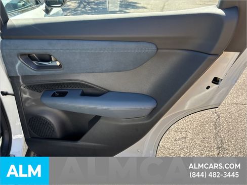 Used 2024 Nissan Ariya PLATINUM+ e-4ORCE image 18
