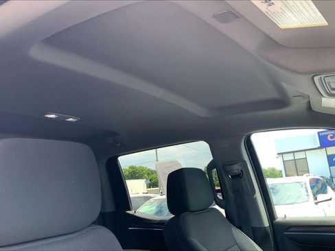 Used 2022 Chevrolet Silverado 1500 LT Trail Boss w/ LPO, Dark Essentials Package AWD/4WD image 27
