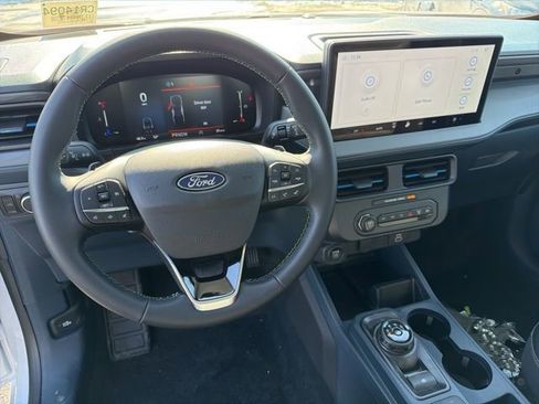 New 2026 Ford Maverick Lobo image 10