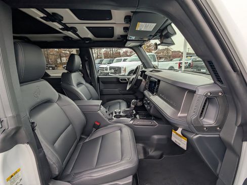 New 2025 Ford Bronco Big Bend image 7