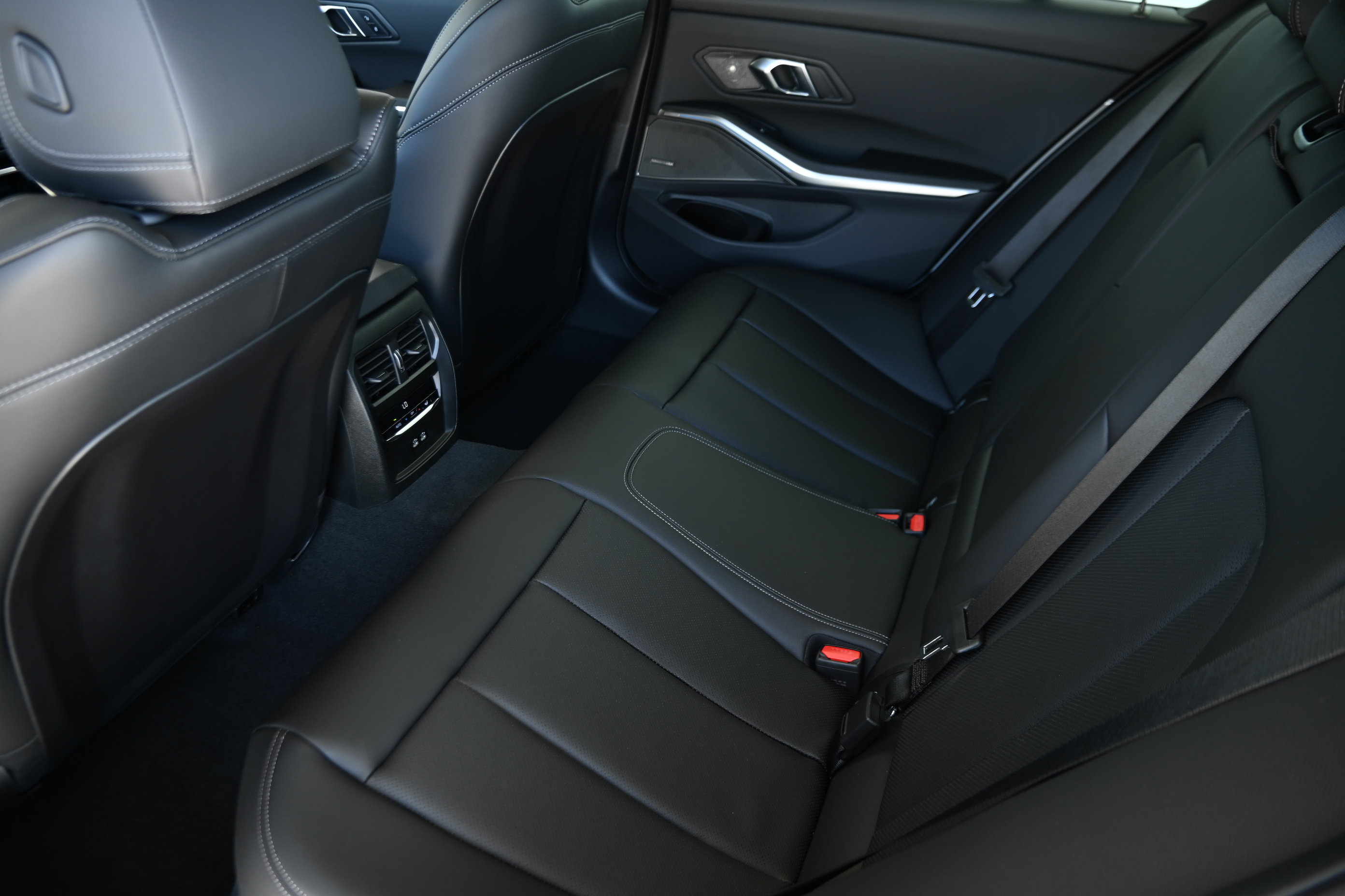 New 2026 BMW M340i RWD image 12