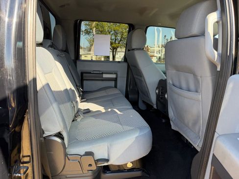 Used 2016 Ford F350 XLT w/ XLT Interior Package AWD/4WD image 11