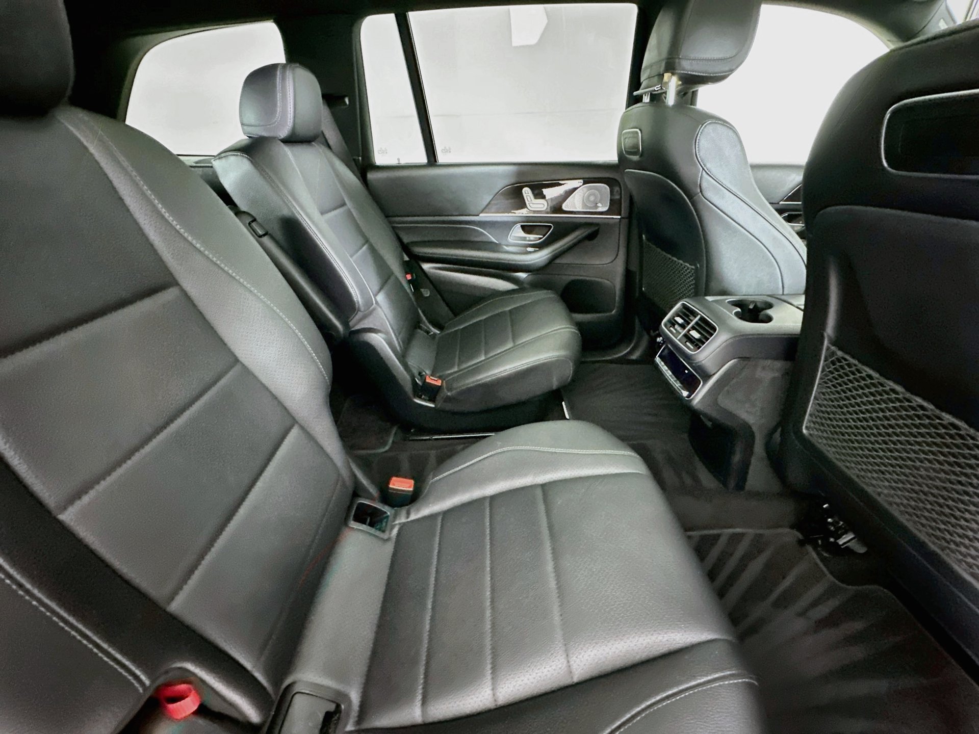 Certified 2020 Mercedes-Benz GLS 450 4MATIC image 31