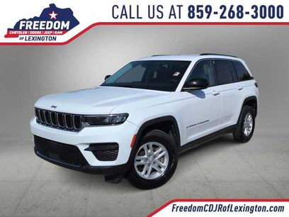 Used 2023 Jeep Grand Cherokee Laredo
