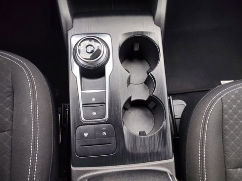 Used 2024 Ford Escape Active image 9