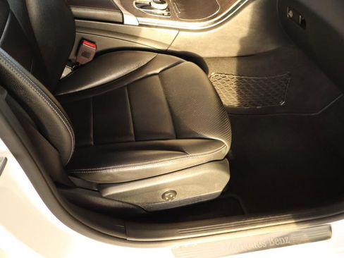 Used 2019 Mercedes-Benz C 300 4MATIC Sedan image 47