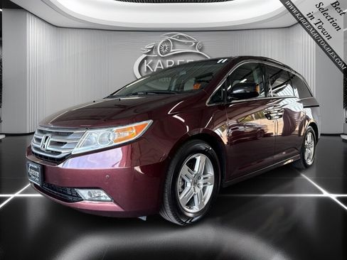 Used 2011 Honda Odyssey Touring image 1