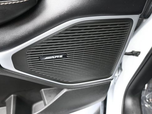 Used 2023 Jeep Wagoneer Series III w/ Preferred Equipment Group image 14