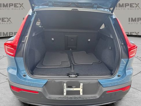Used 2023 Volvo XC40 Recharge Plus AWD/4WD image 18