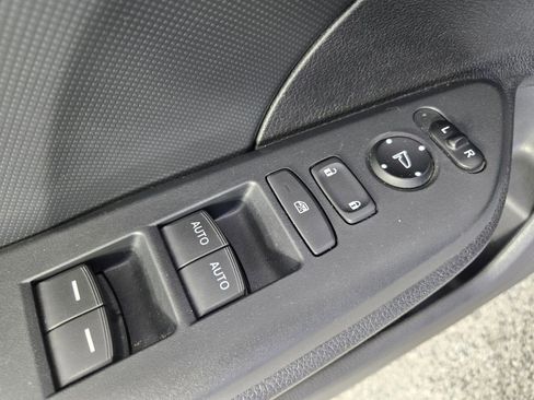 Used 2018 Honda Civic Sport image 25