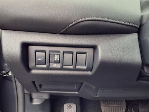 New 2026 Subaru Outback Touring image 11