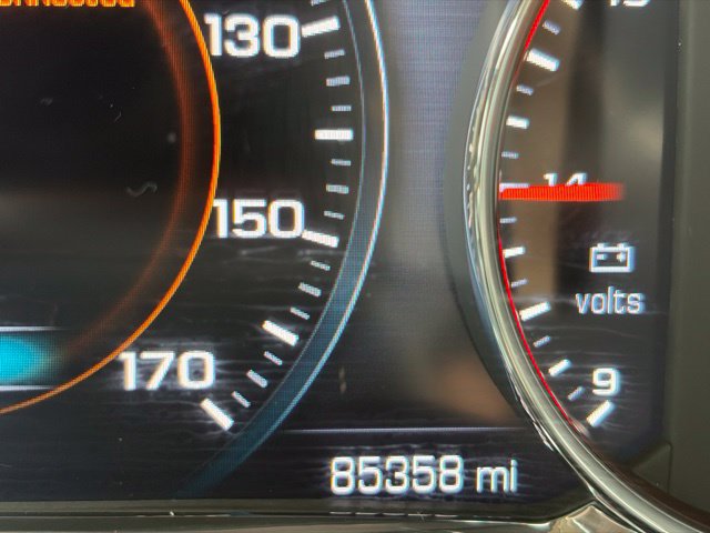Used 2017 GMC Acadia Denali w/ Technology Package FWD image 17