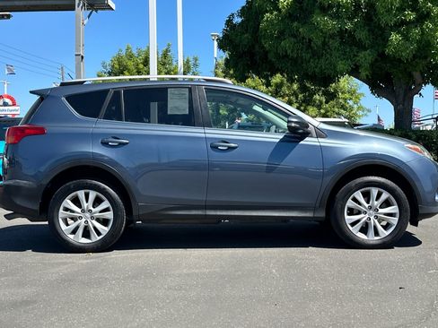 Used 2013 Toyota RAV4 Limited AWD/4WD image 3