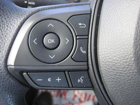 Used 2023 Toyota Corolla LE image 12