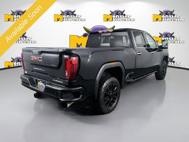 Used 2022 GMC Sierra 2500 Denali w/ Denali Black Diamond Edition AWD/4WD image 5