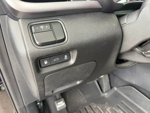 Used 2017 Kia Optima LX FWD image 11