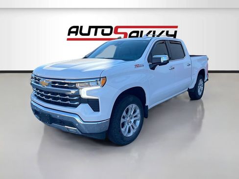 Used 2022 Chevrolet Silverado 1500 LTZ w/ LTZ Premium Package image 3